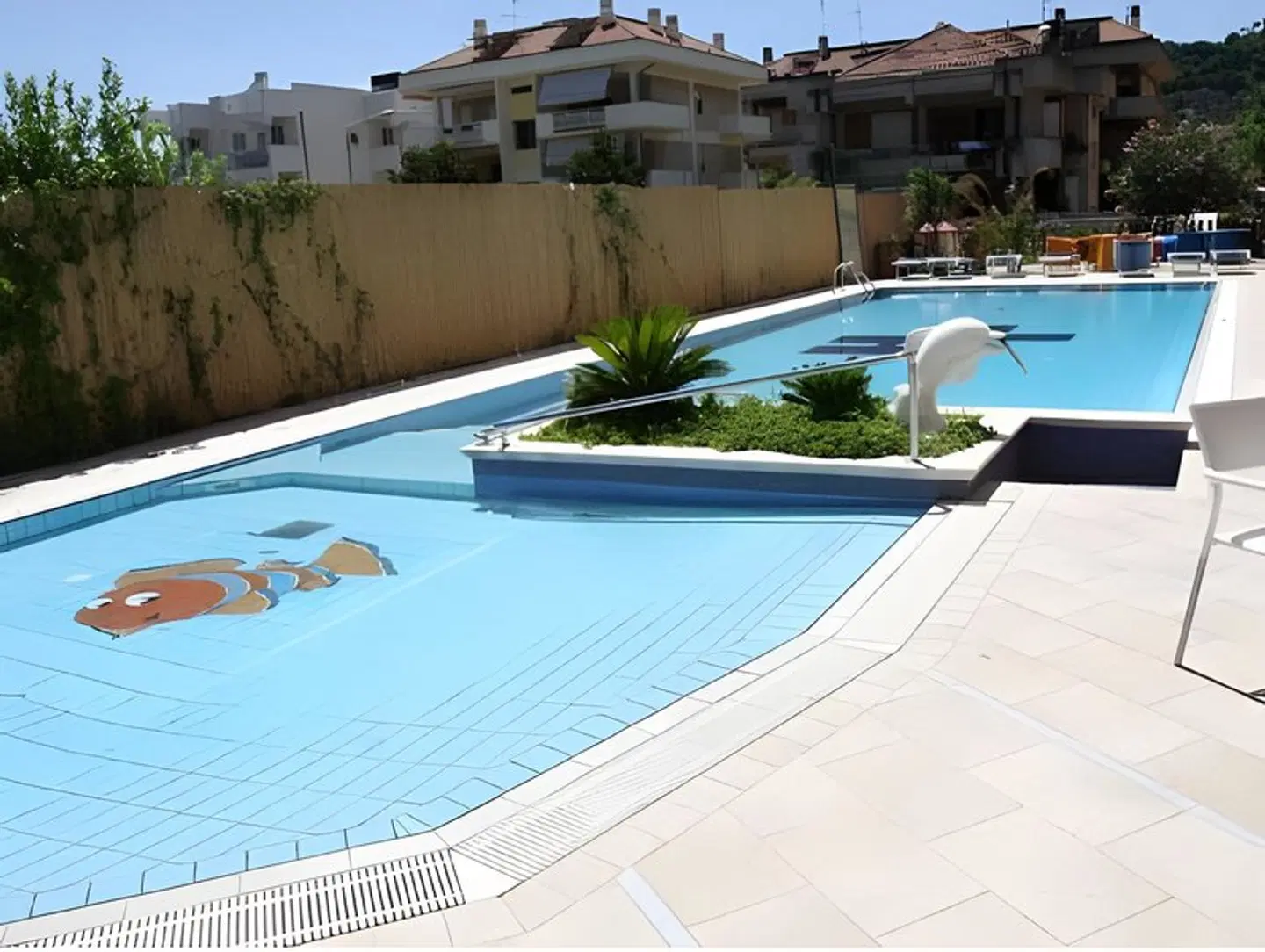 Paradiso OUTDOOR_POOL