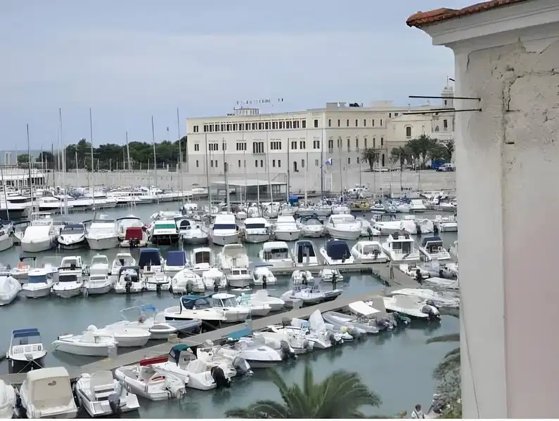 B&B Suite Home Trani – Hotelfoto