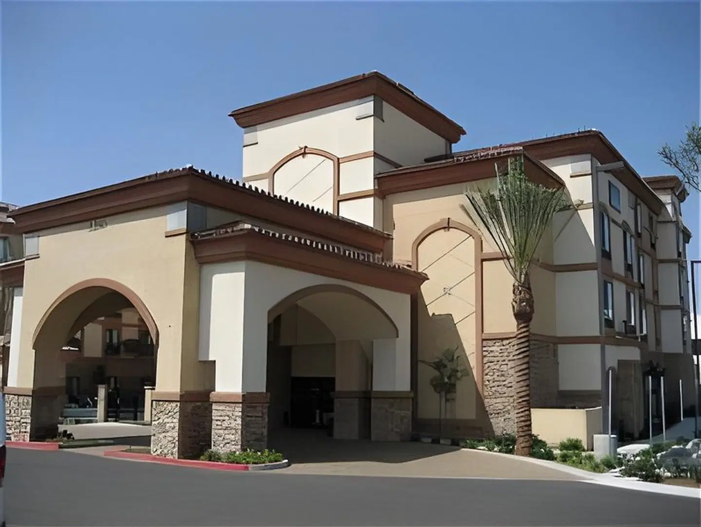 Holiday Inn Express & Suites Ontario Airport by IHG EXTERIOR