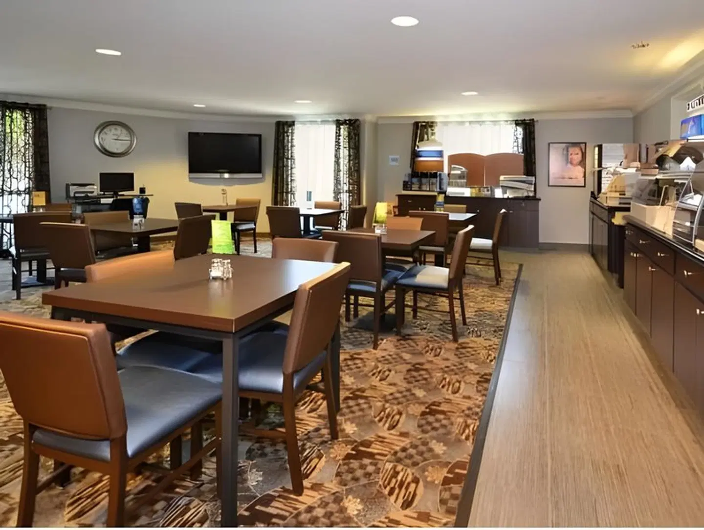 Holiday Inn Express & Suites Santa Clara by IHG Bar