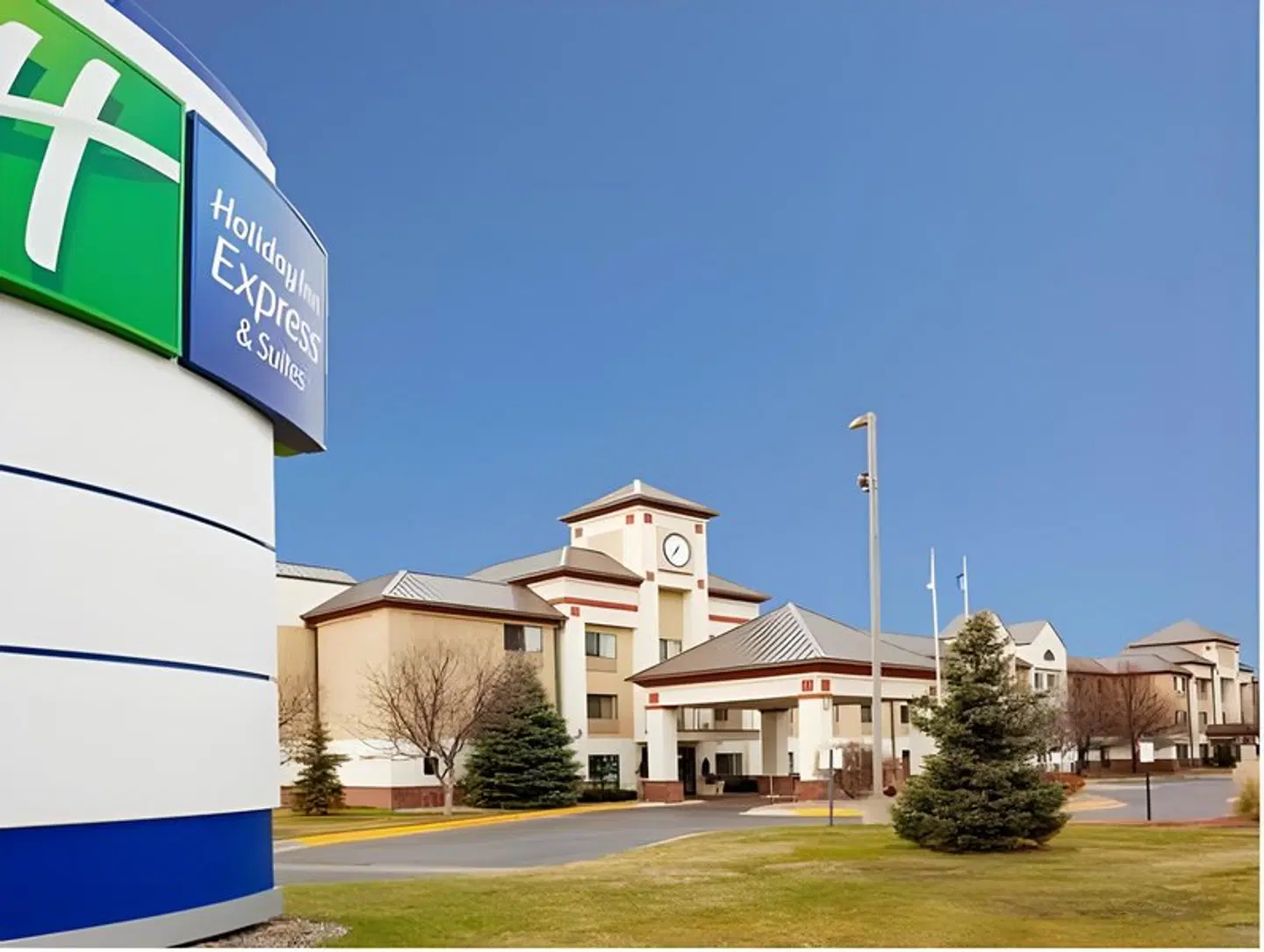 Holiday Inn Express & Suites Minneapolis (Golden Valley) by IHG EXTERIOR