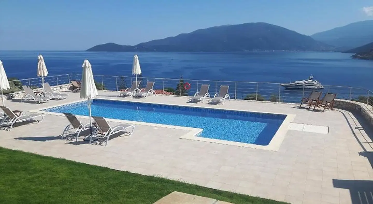 Verde e Mare OUTDOOR_POOL