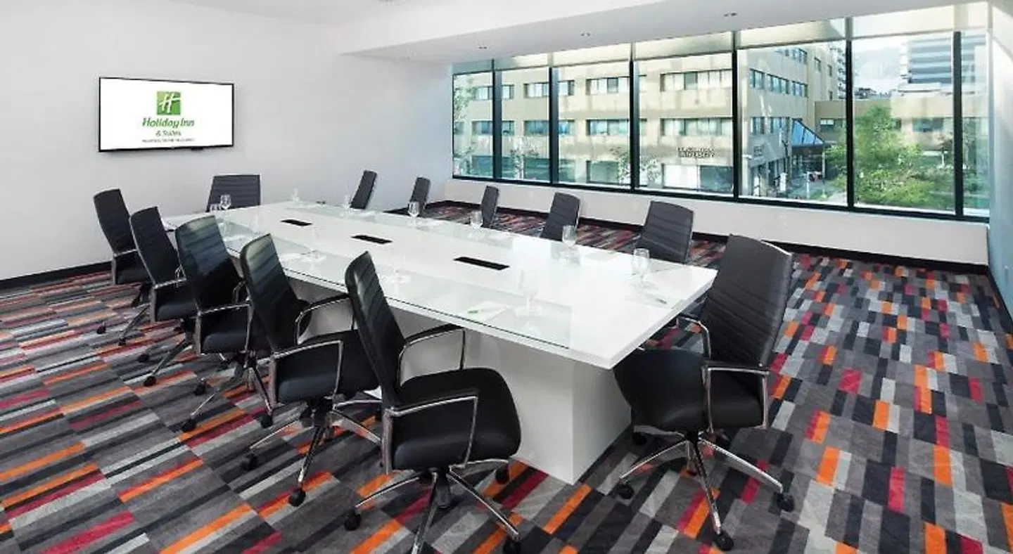 Holiday Inn & Suites Montreal Centre-ville Ouest by IHG Konferenz