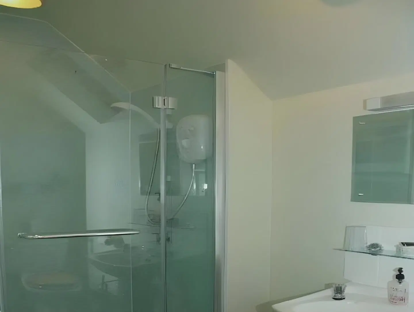 The Knowe Guest House Badezimmer