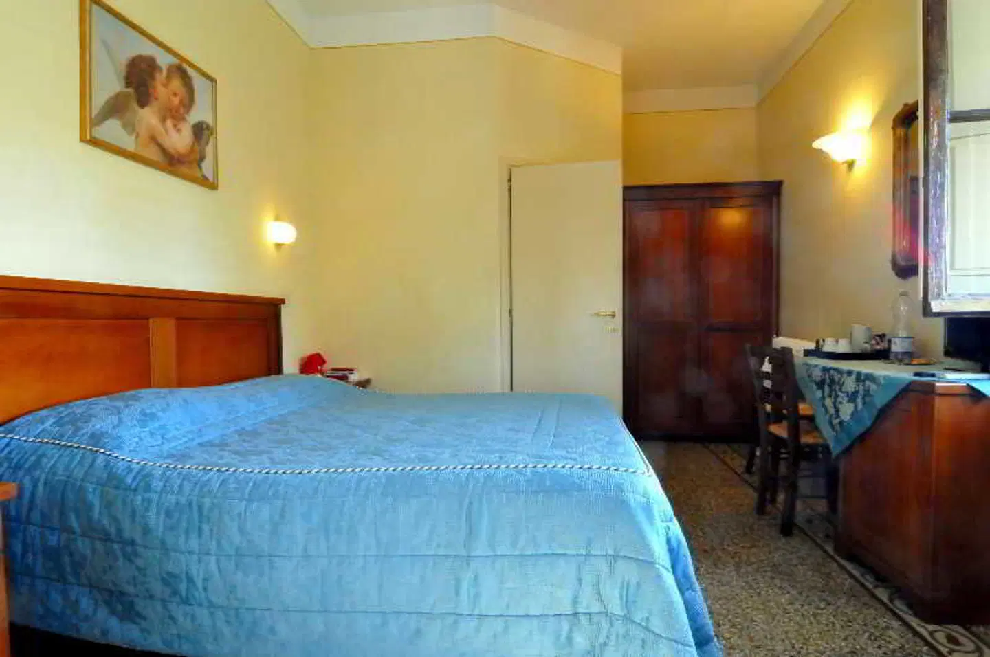 Bellevue House Hotel ROOM_EXAMPLE