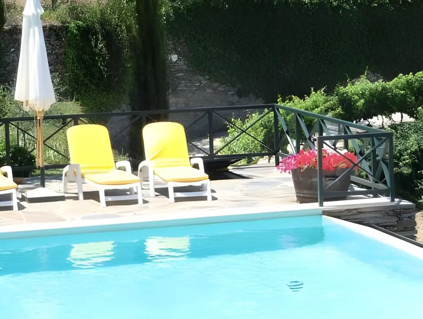 Quinta das Aveleiras OUTDOOR_POOL