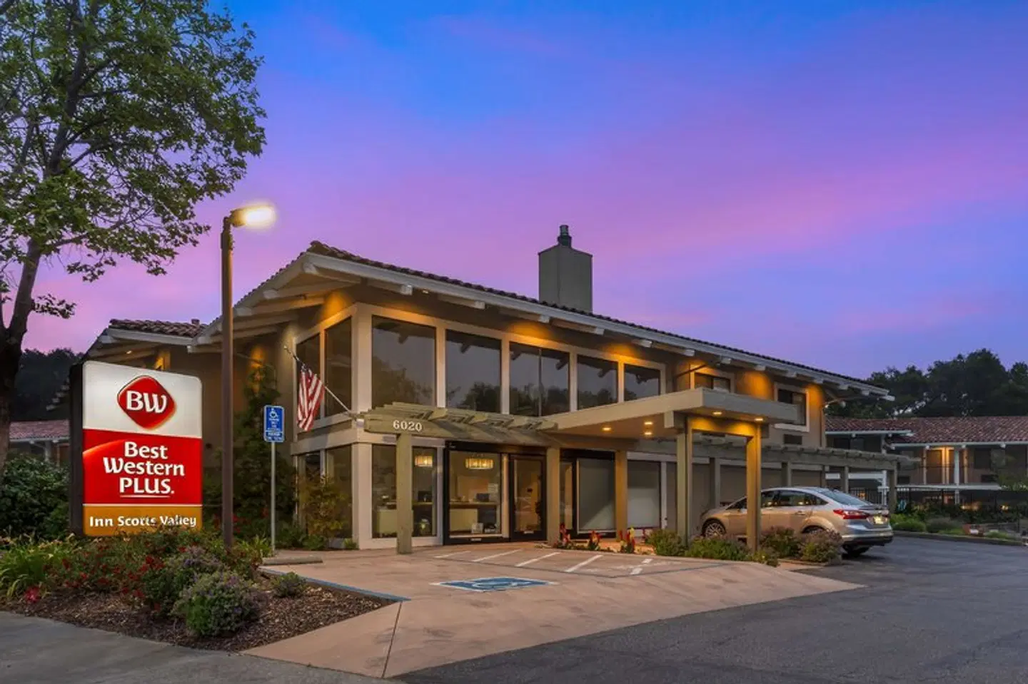 Best Western Plus Inn Scotts Valley EXTERIOR