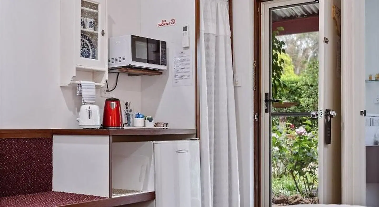 The Noble Grape Guesthouse ROOM_EXAMPLE