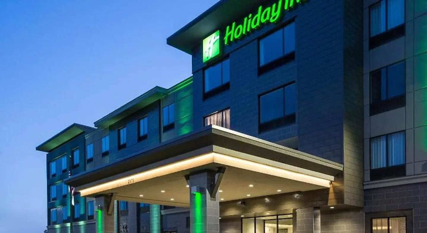Holiday Inn Hillsboro by IHG EXTERIOR