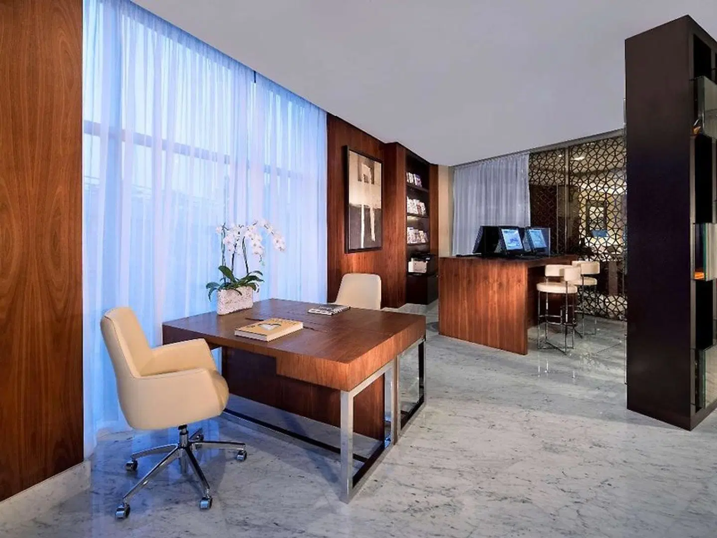 Pullman Dubai Creek City Centre Hotel ROOM_EXAMPLE