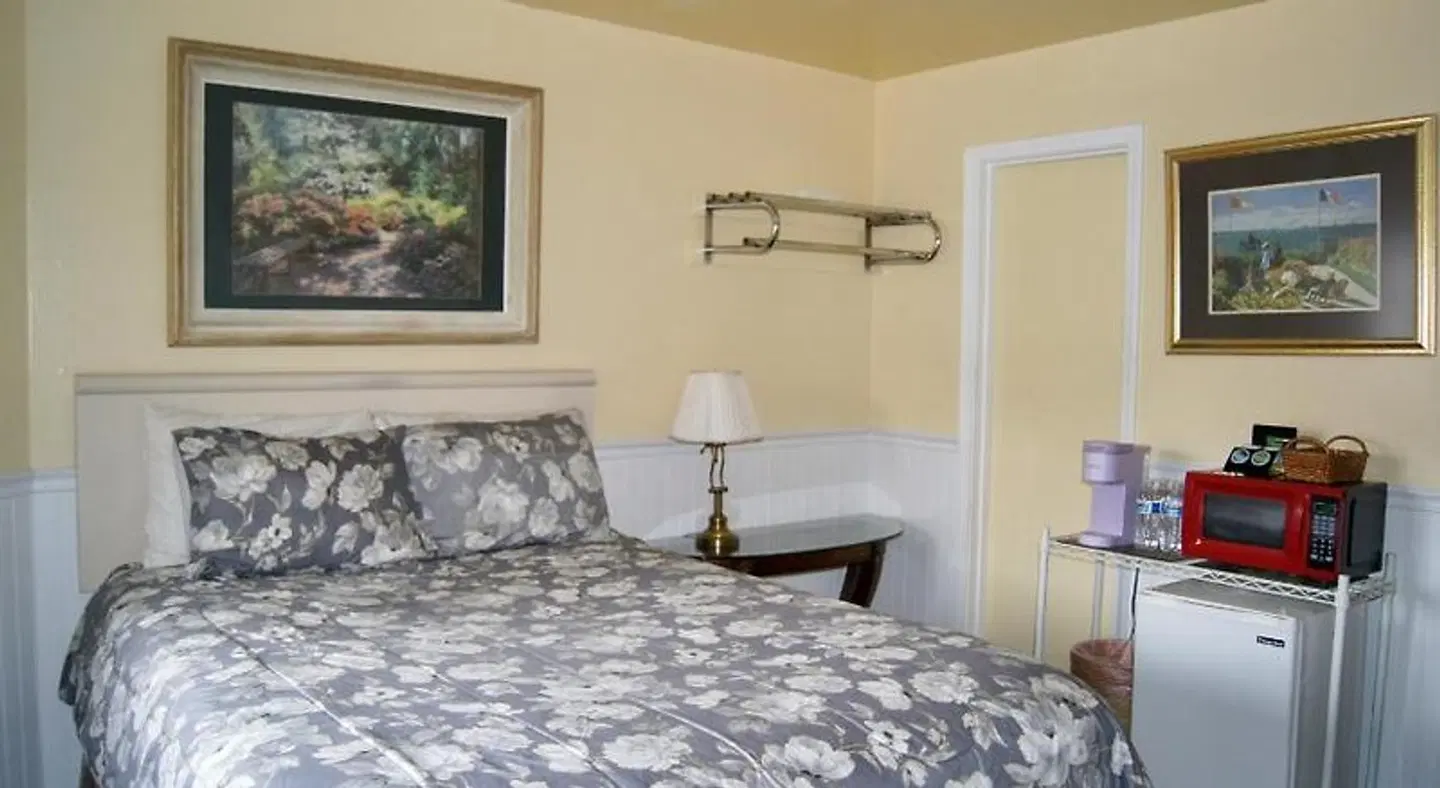 Flamingo Motel ROOM_EXAMPLE