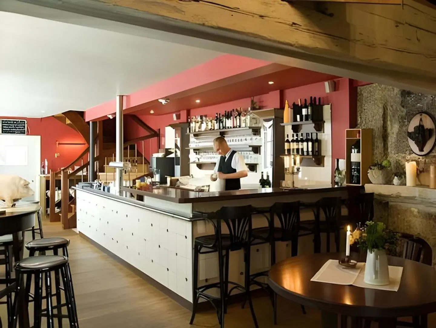 St. Nikolai Bar