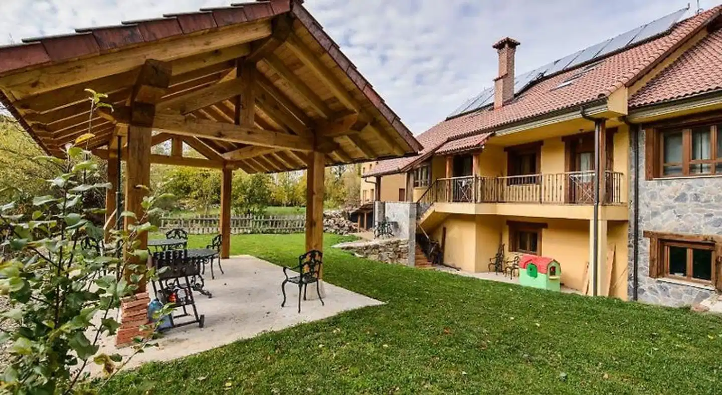 El Casar del Puente Garten