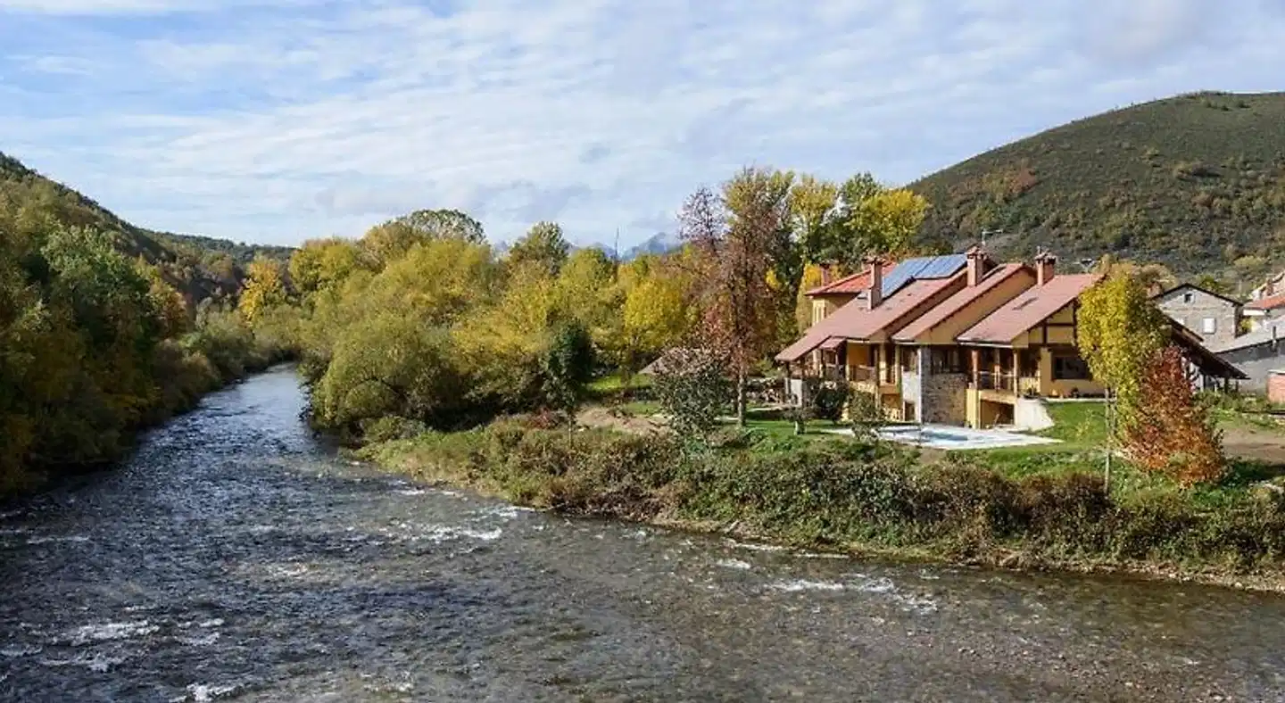 El Casar del Puente Aussenansicht