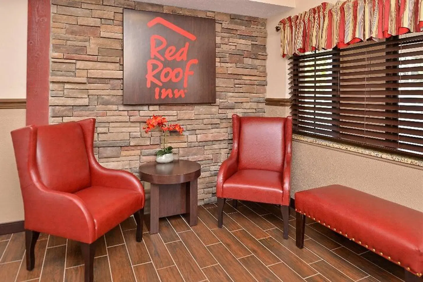 Red Roof Inn Marietta HEALTH_BEAUTY