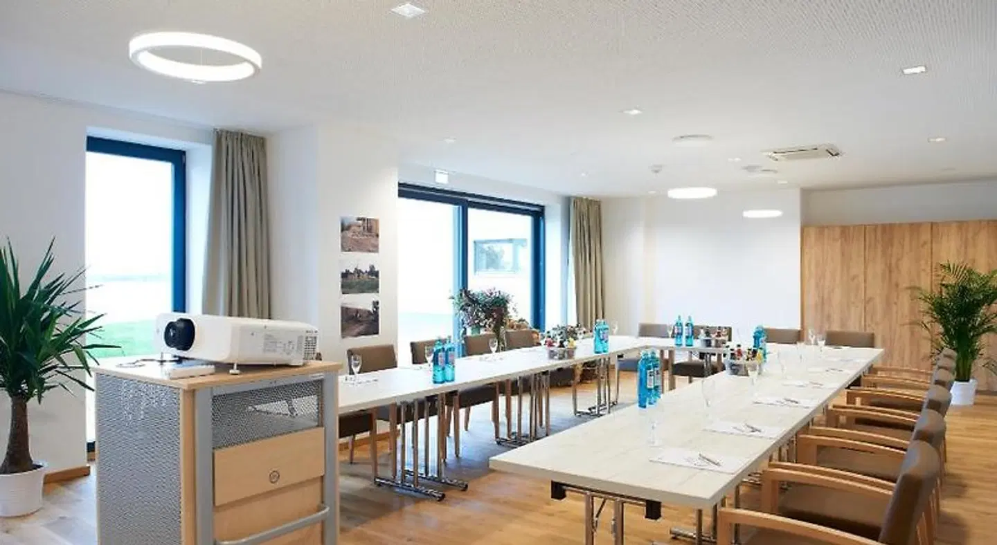 See- und Waldresort Gröbern Konferenz