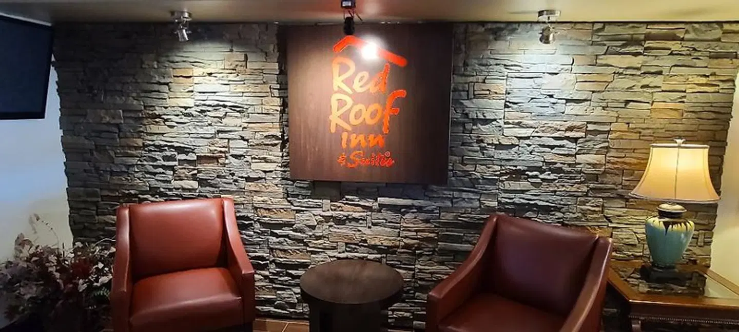 Red Roof Inn & Suites Cornelius - Lake Norman Bar
