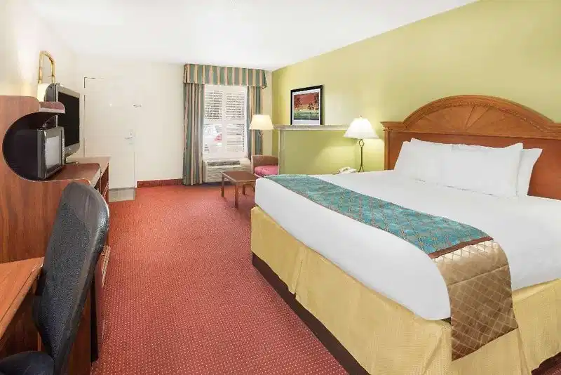 Baymont by Wyndham Orangeburg North – Hotelfoto