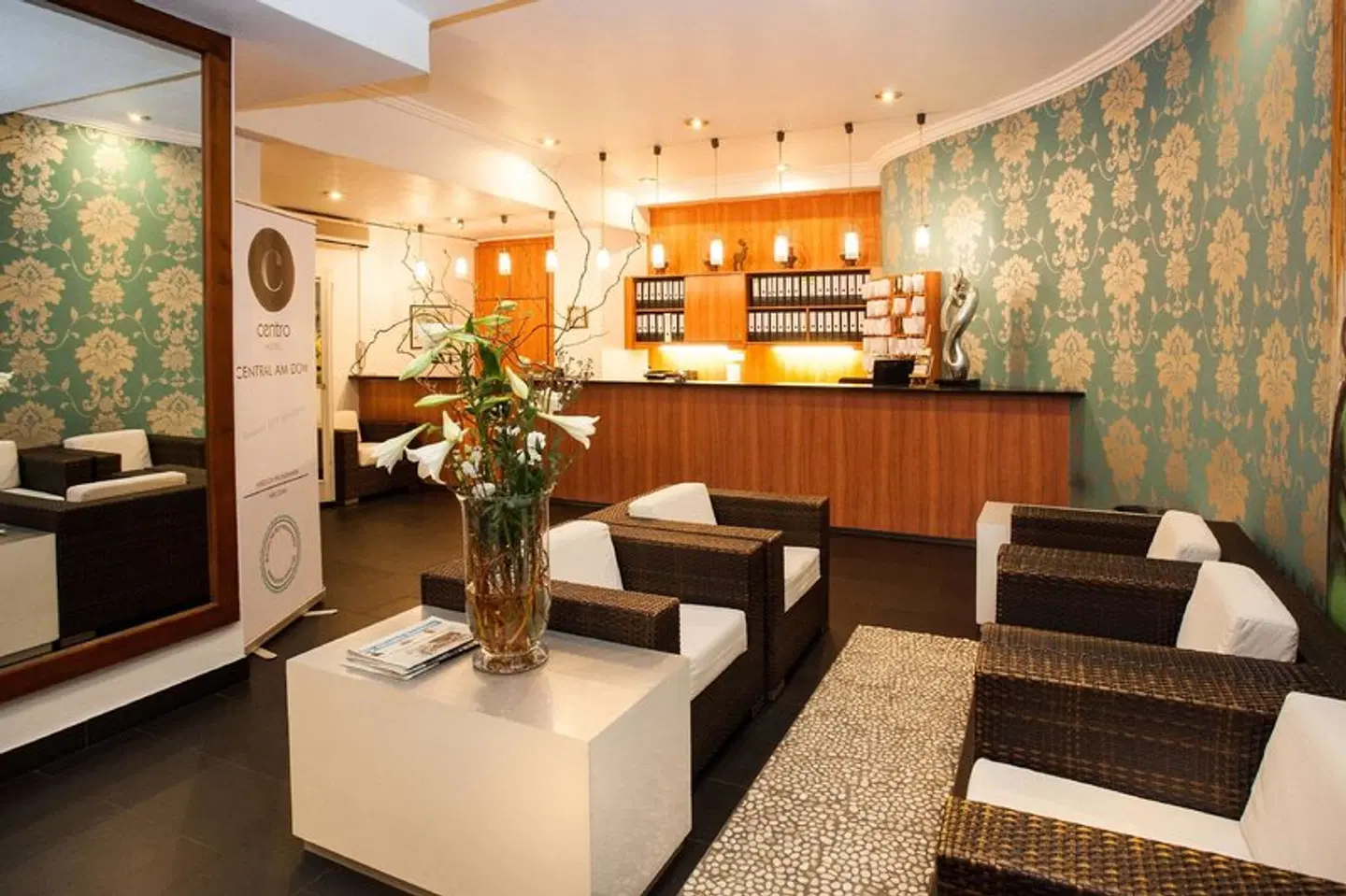 Boutique 003 Köln am Dom LOUNGE_LOBBY