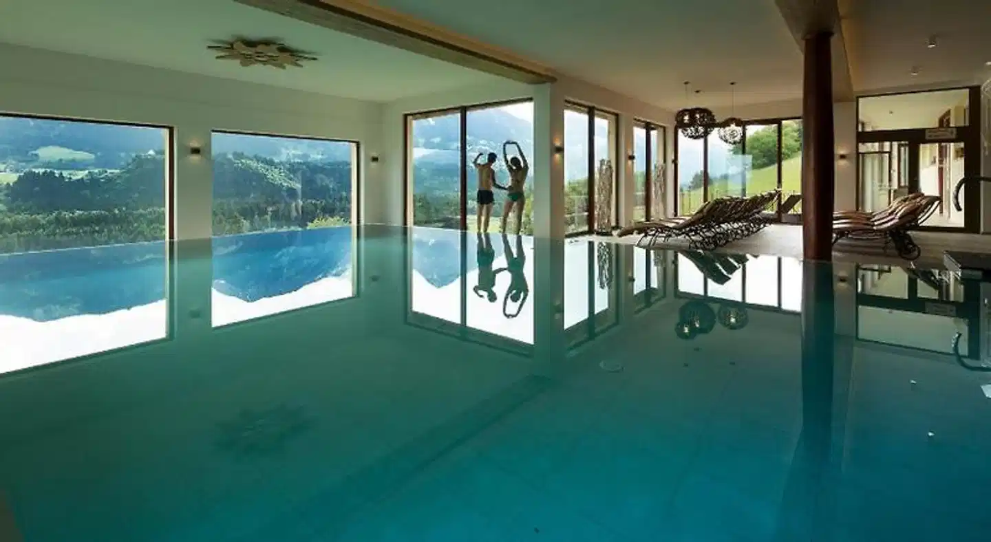 Tanneck Hallenbad