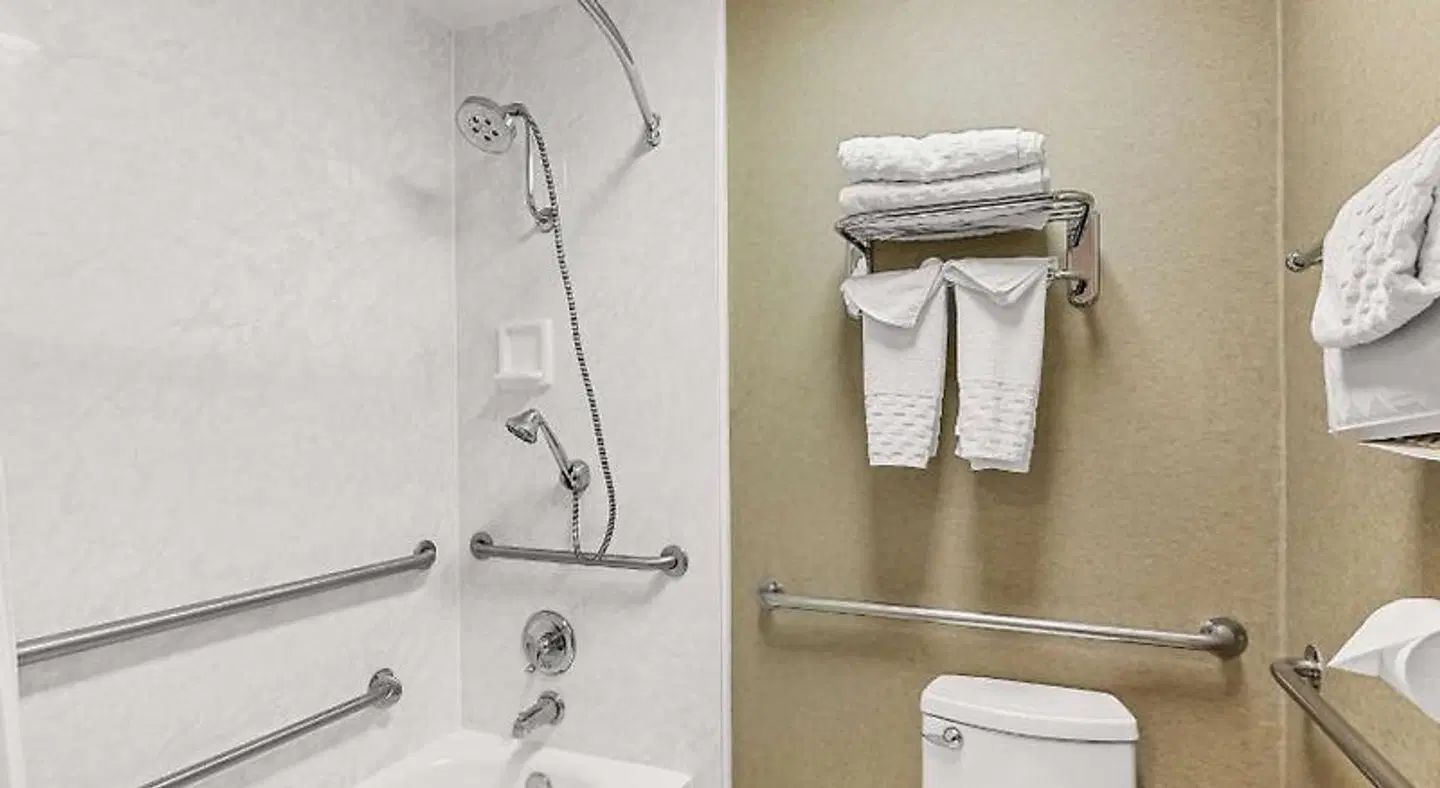 Best Western University Lodge Badezimmer