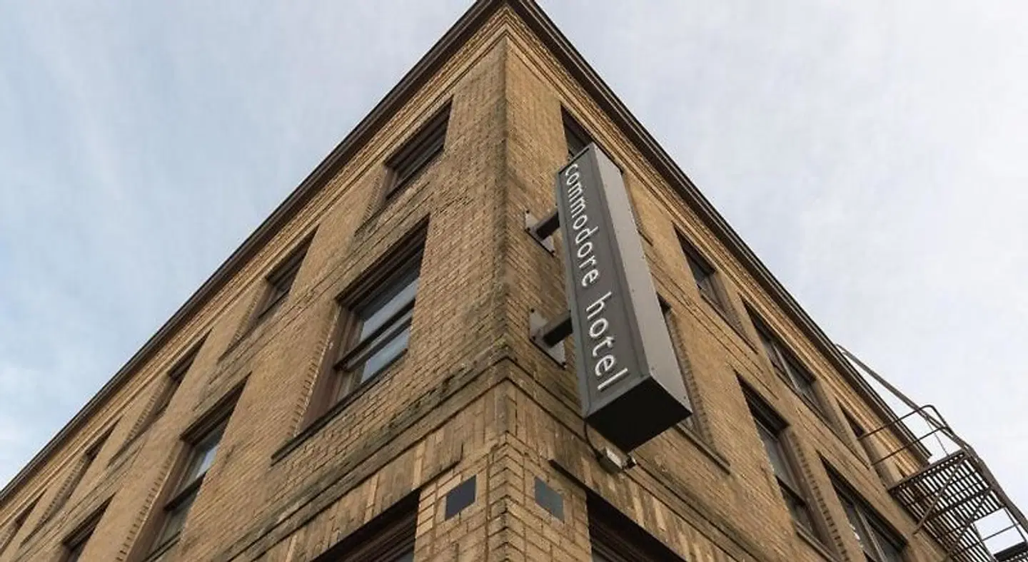 Commodore Astoria EXTERIOR