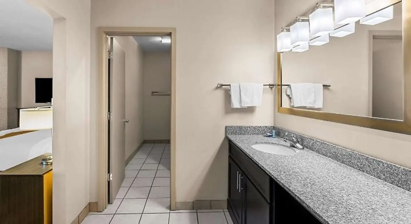 Best Western Toni Inn ROOM_EXAMPLE