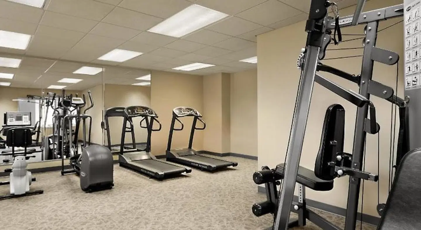 Baymont by Wyndham Ft. Leonard/Saint Robert SPORTS_AND_LEISURE