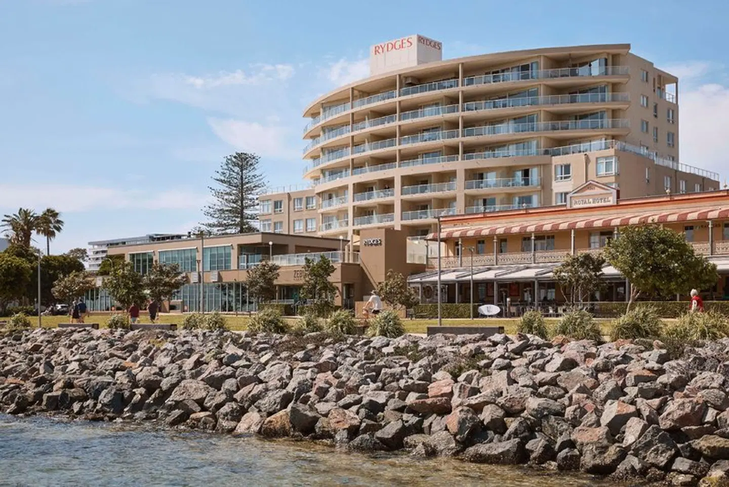 Rydges Port Macquarie EXTERIOR