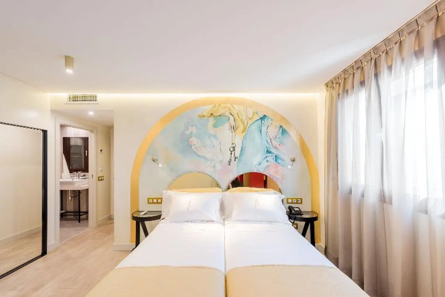 GRECOROOMS ROOM_EXAMPLE