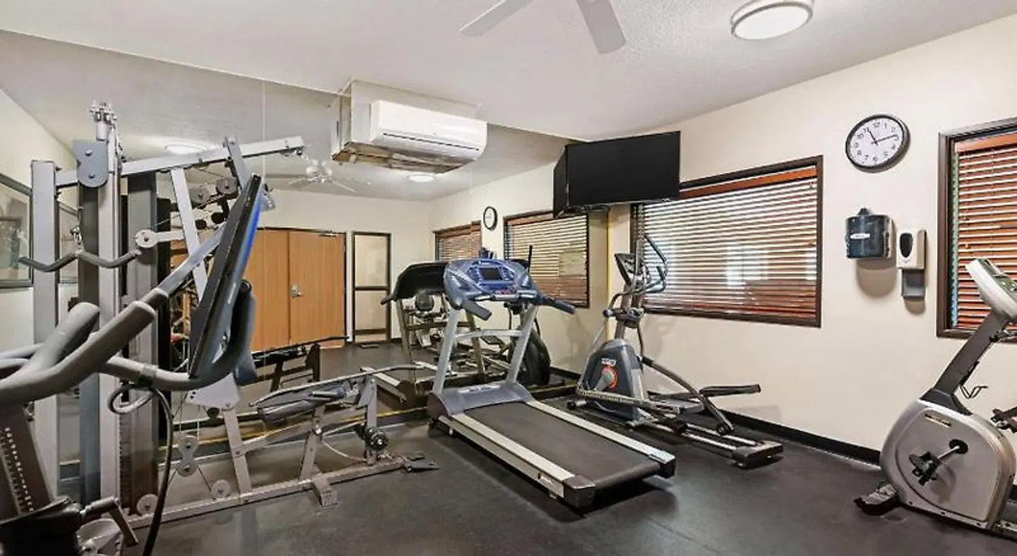 Best Western Eagleridge Inn & Suites SPORTS_AND_LEISURE