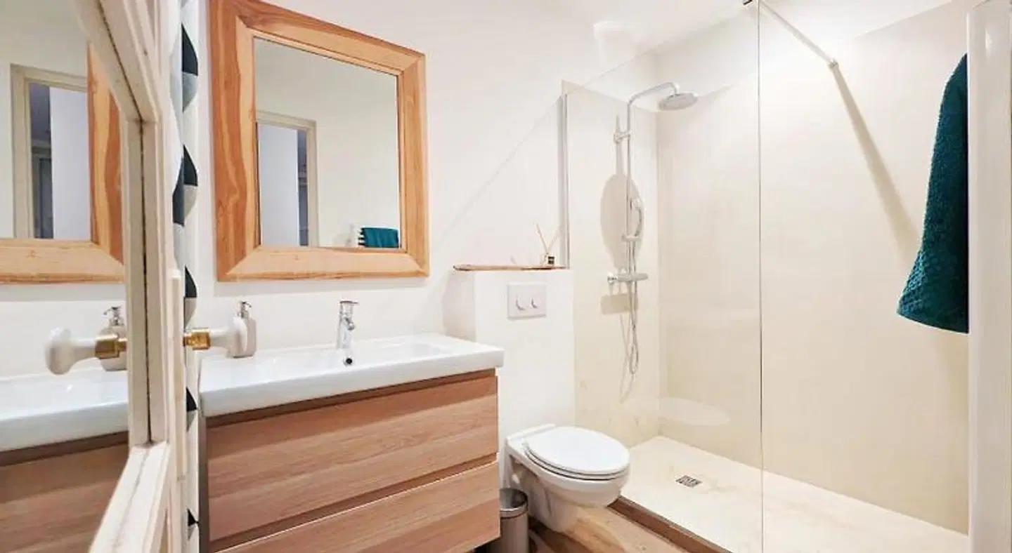 7 Promenade des Anglais Badezimmer