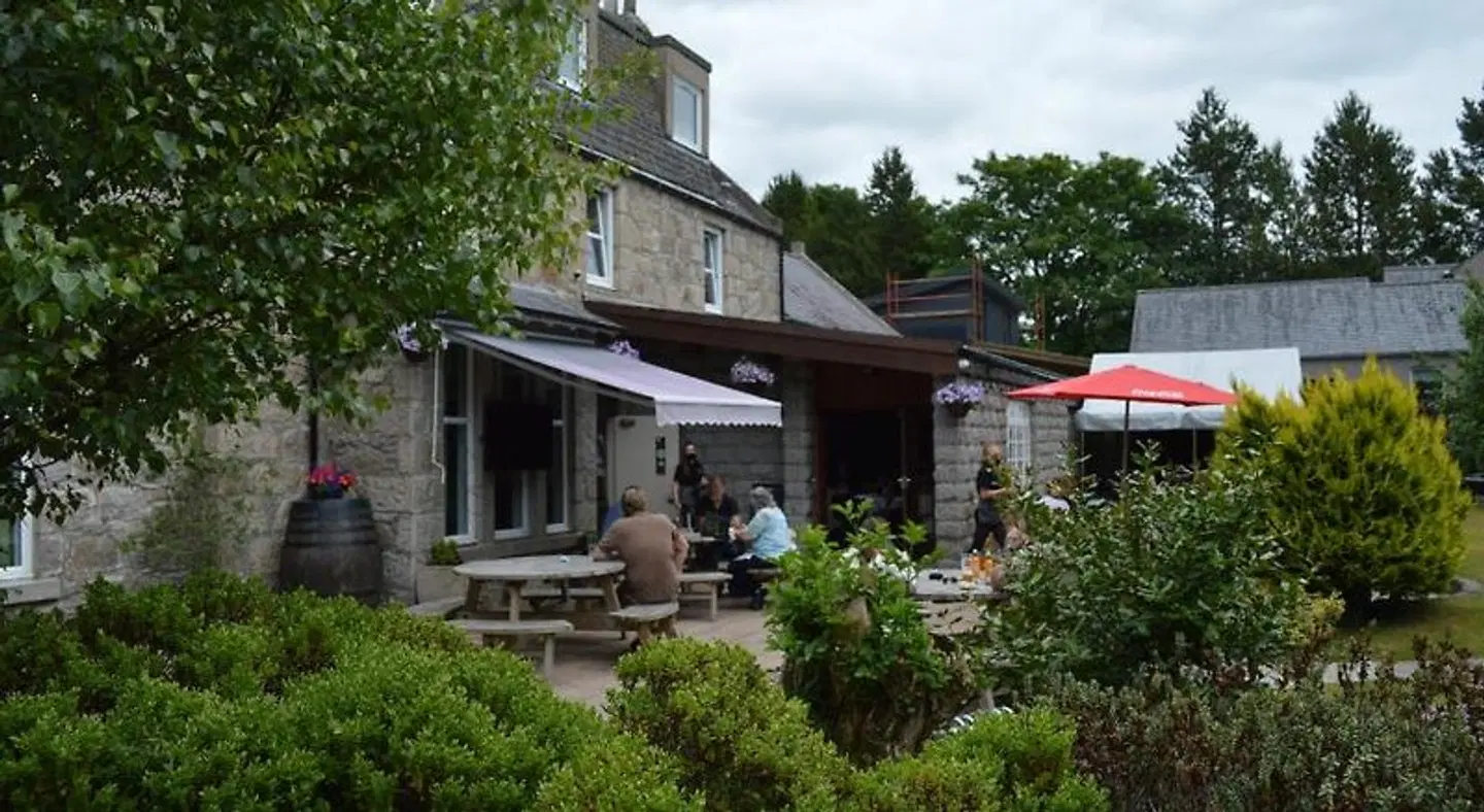 Bennachie Lodge Hotel EXTERIOR