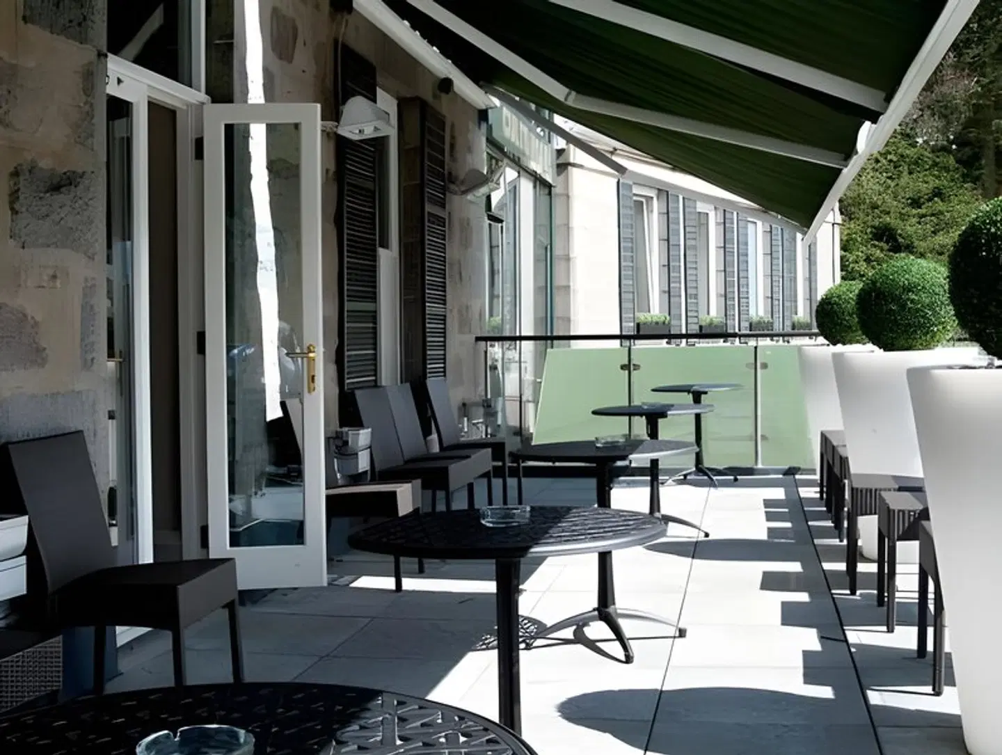 Cults Hotel Terrasse