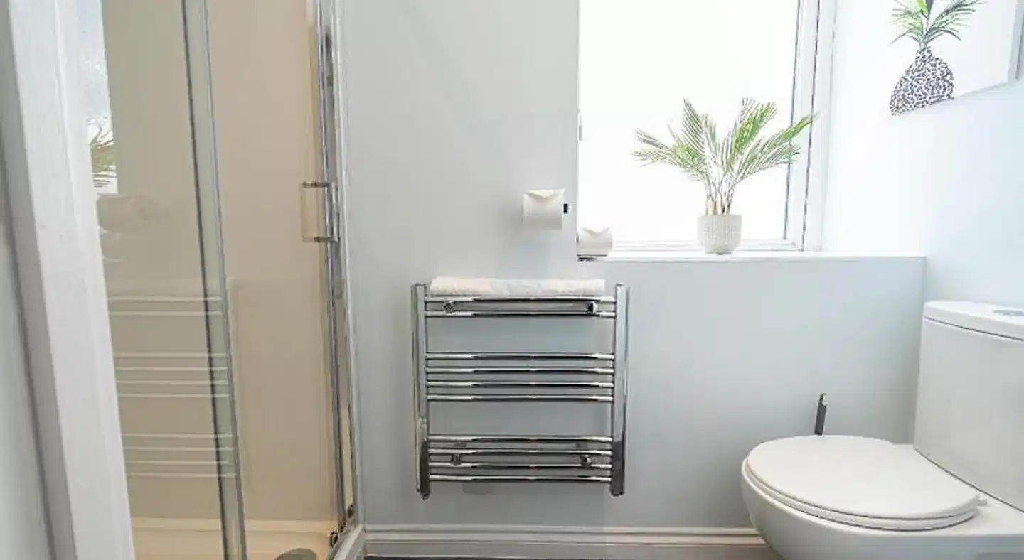 ALTIDO Ocean stays Badezimmer