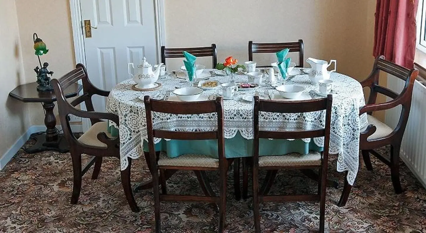 Hawthorn View Bed and Breakfast Restaurant