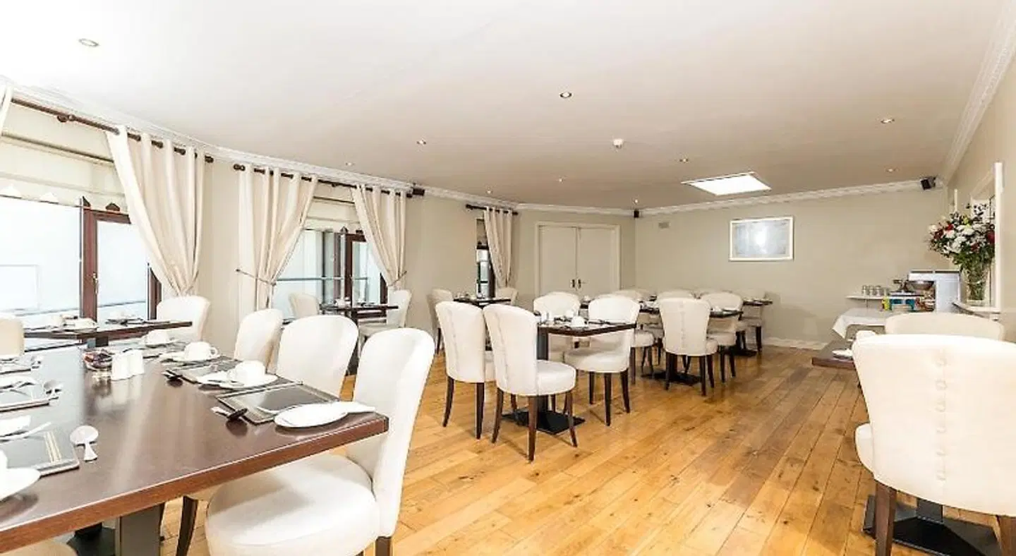 Hillview House Bed & Breakfast Restaurant
