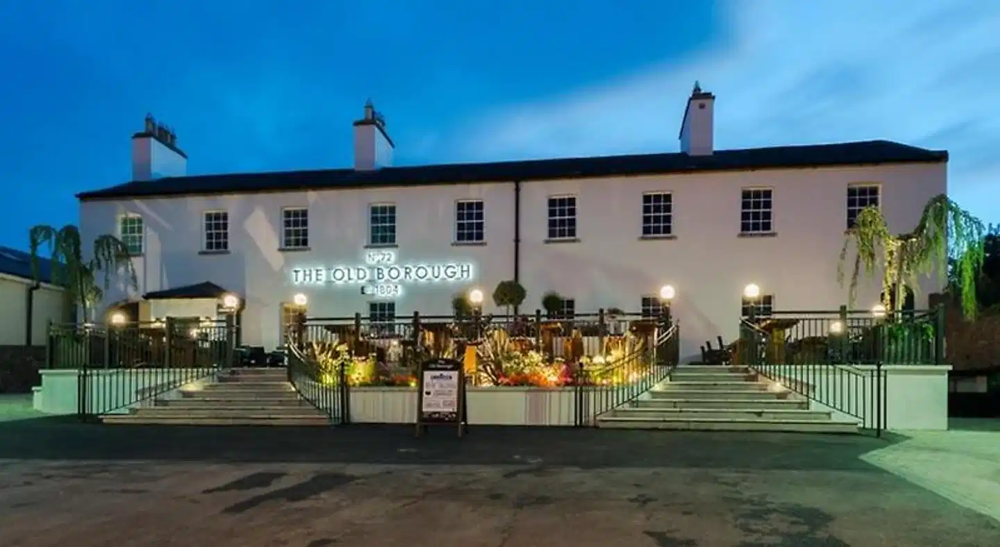 The Old Borough by Wetherspoon Aussenansicht