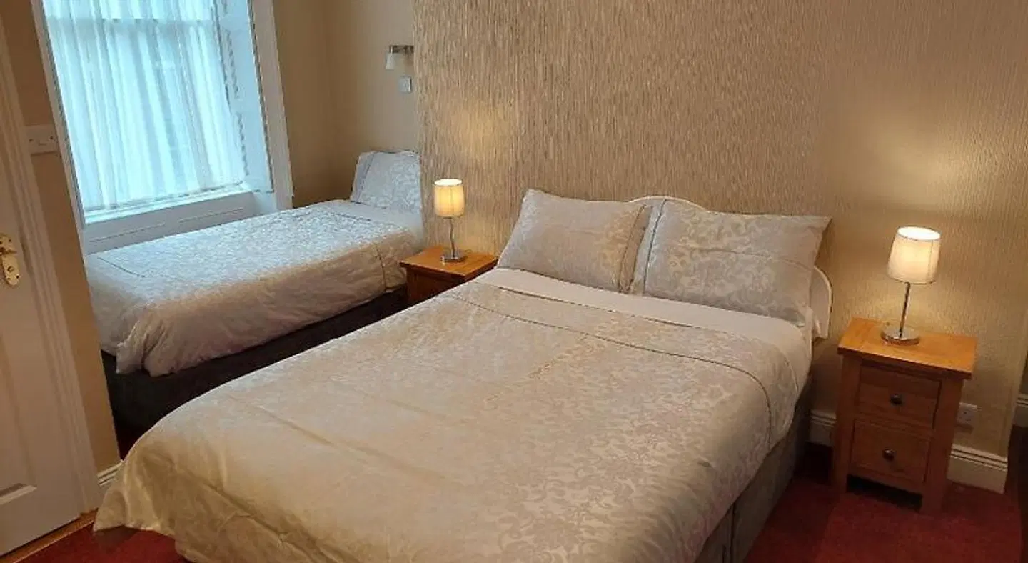 Parkway Guesthouse ROOM_EXAMPLE