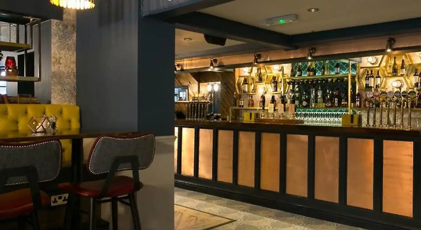 Huntsman of Brockenhurst Lobby