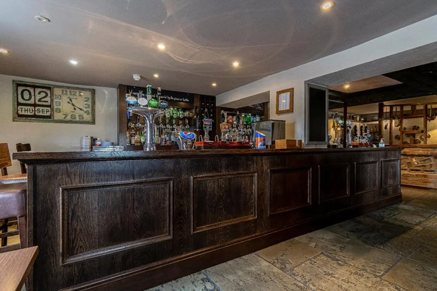 Three Horseshoes Inn Bar