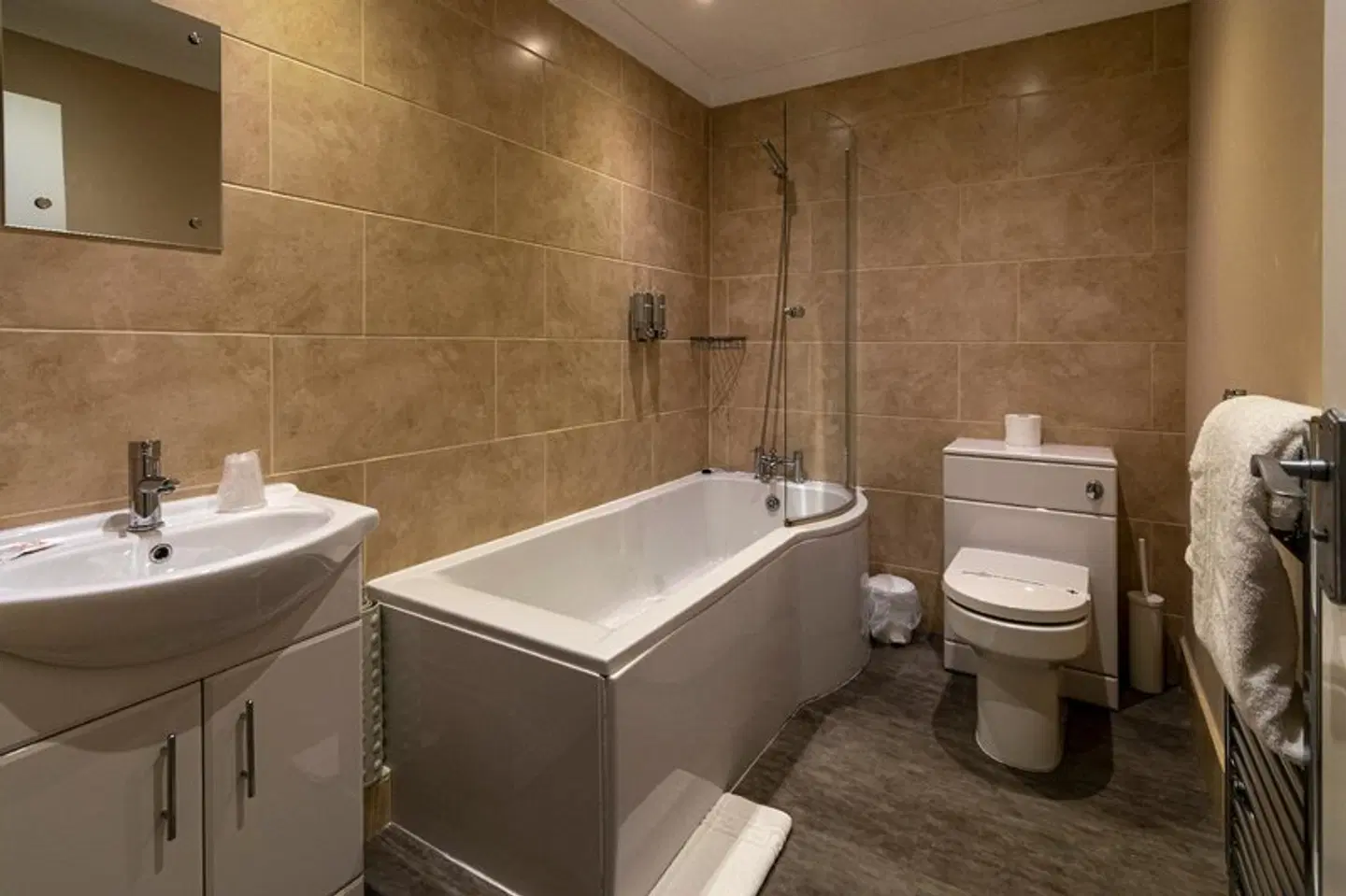Three Horseshoes Inn Badezimmer