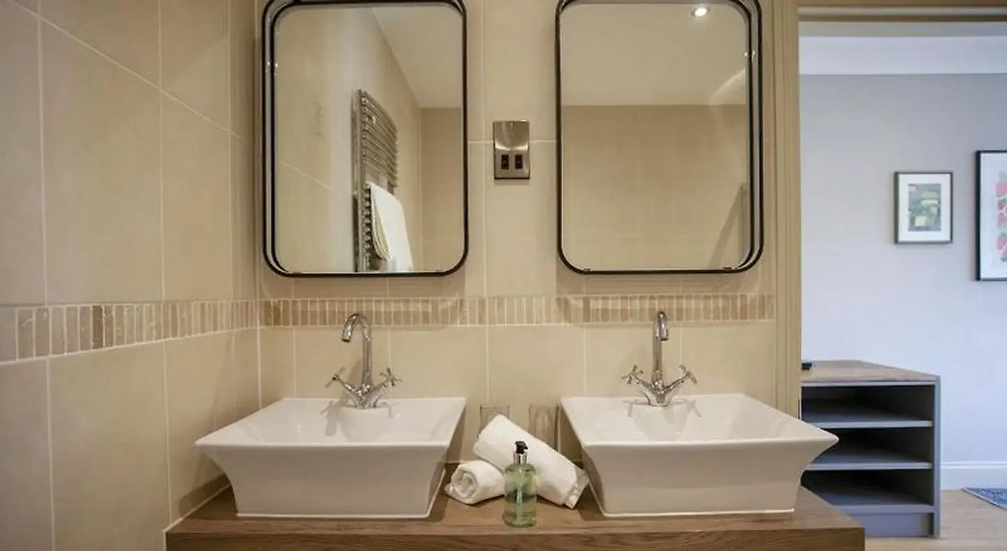 Woodborough Inn Badezimmer