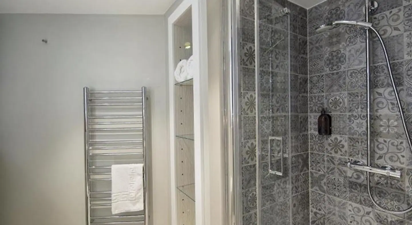 José Pizarro The Swan Inn Esher Badezimmer