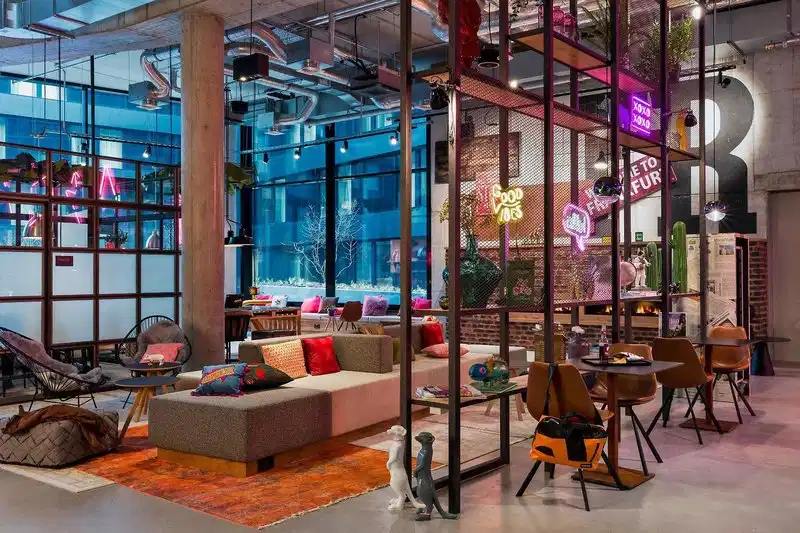 Moxy Frankfurt City Center – Hotelfoto