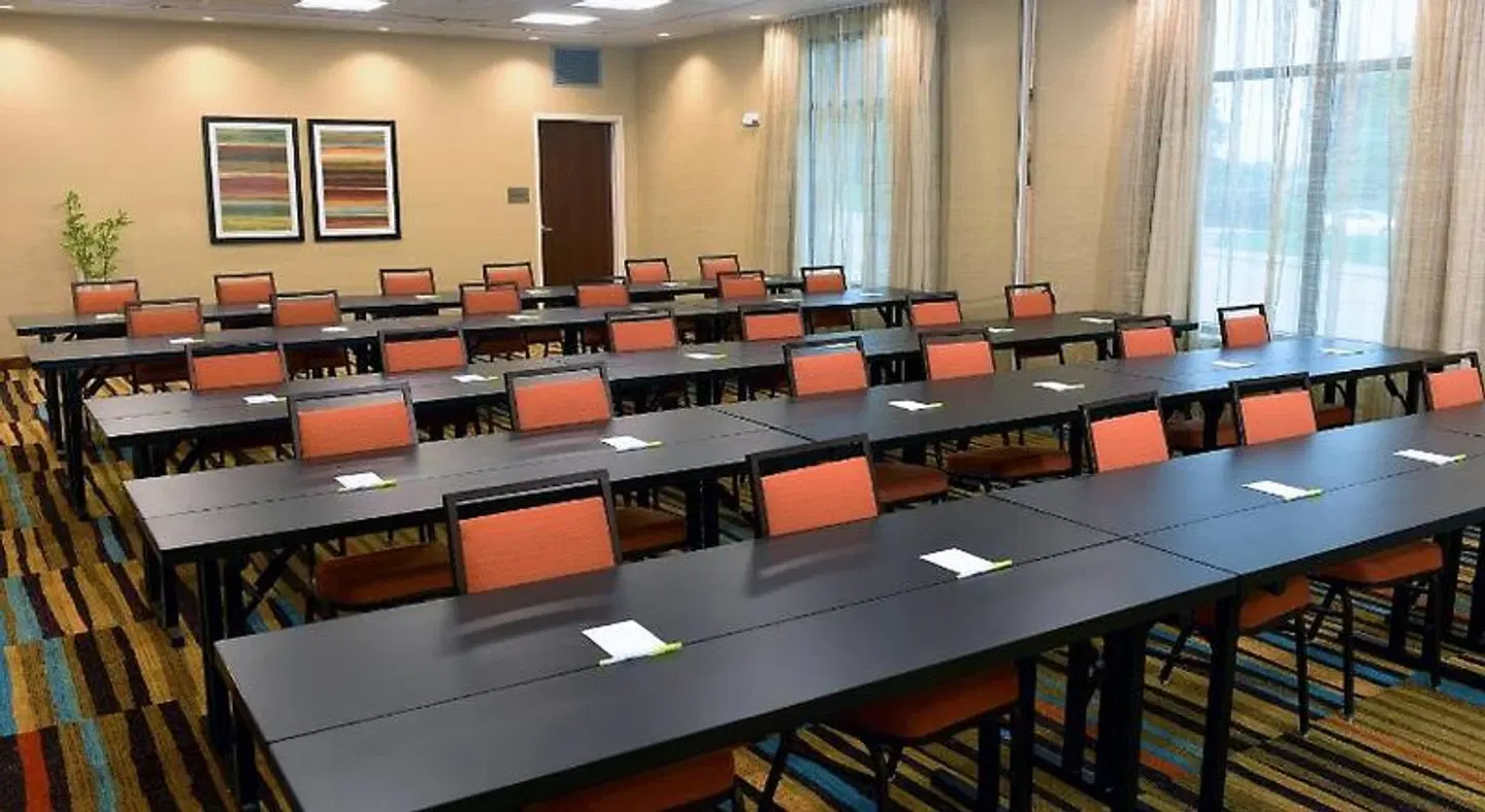 Fairfield by Marriott Inn & Suites Omaha West Konferenz