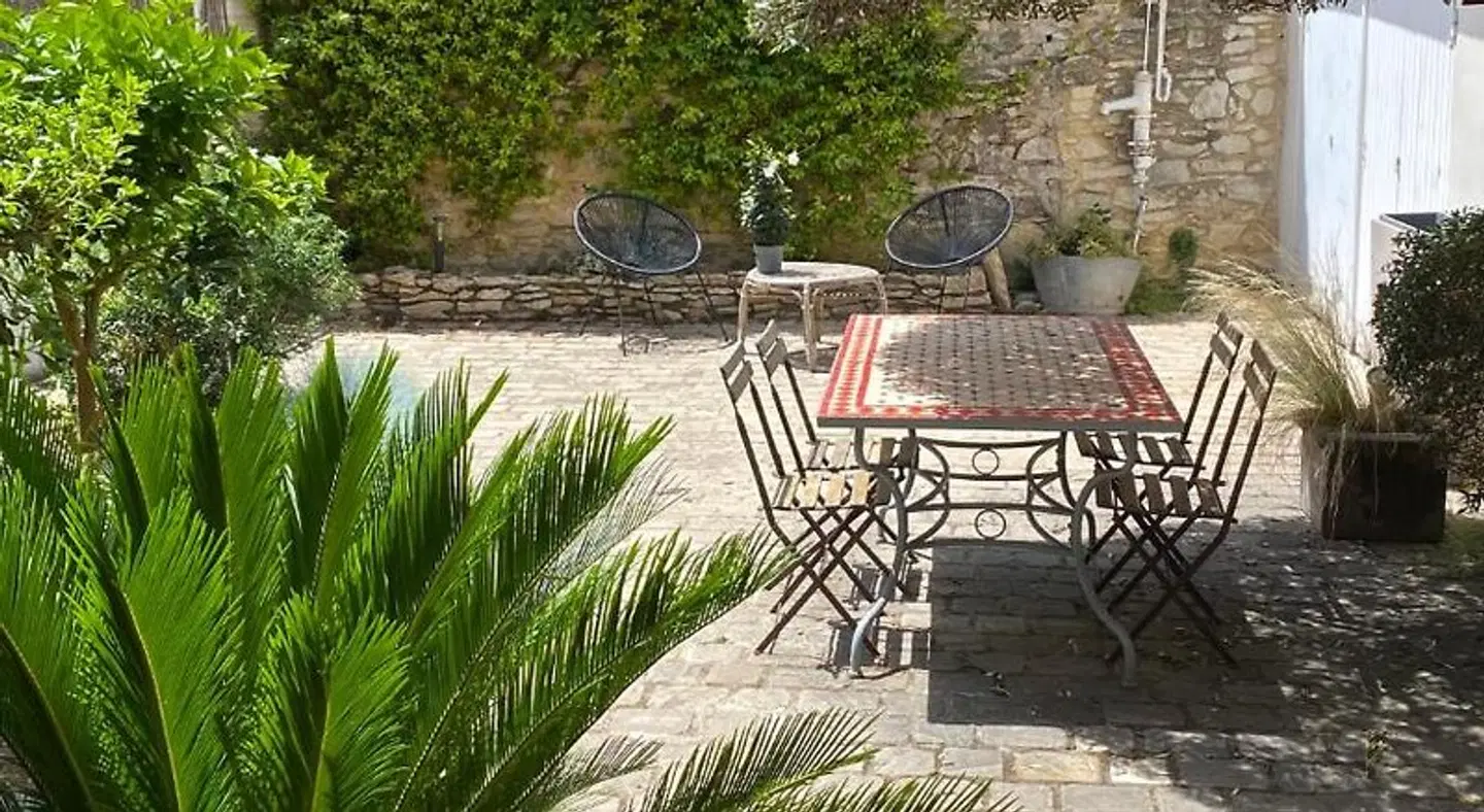 Locus Amoenus Garten
