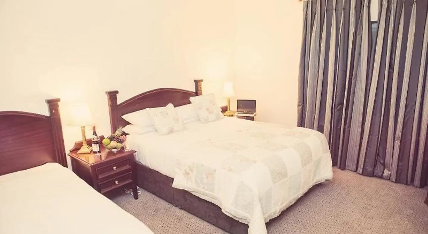 Devon Inn ROOM_EXAMPLE