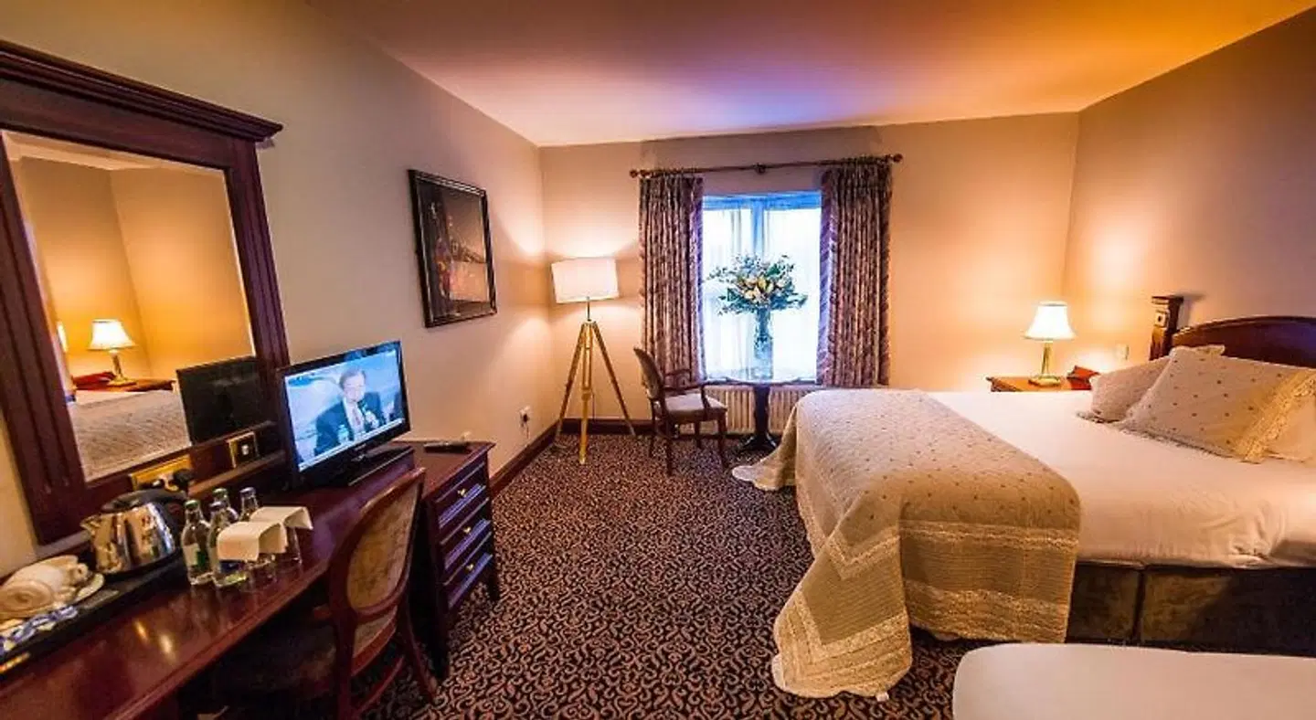 Devon Inn ROOM_EXAMPLE