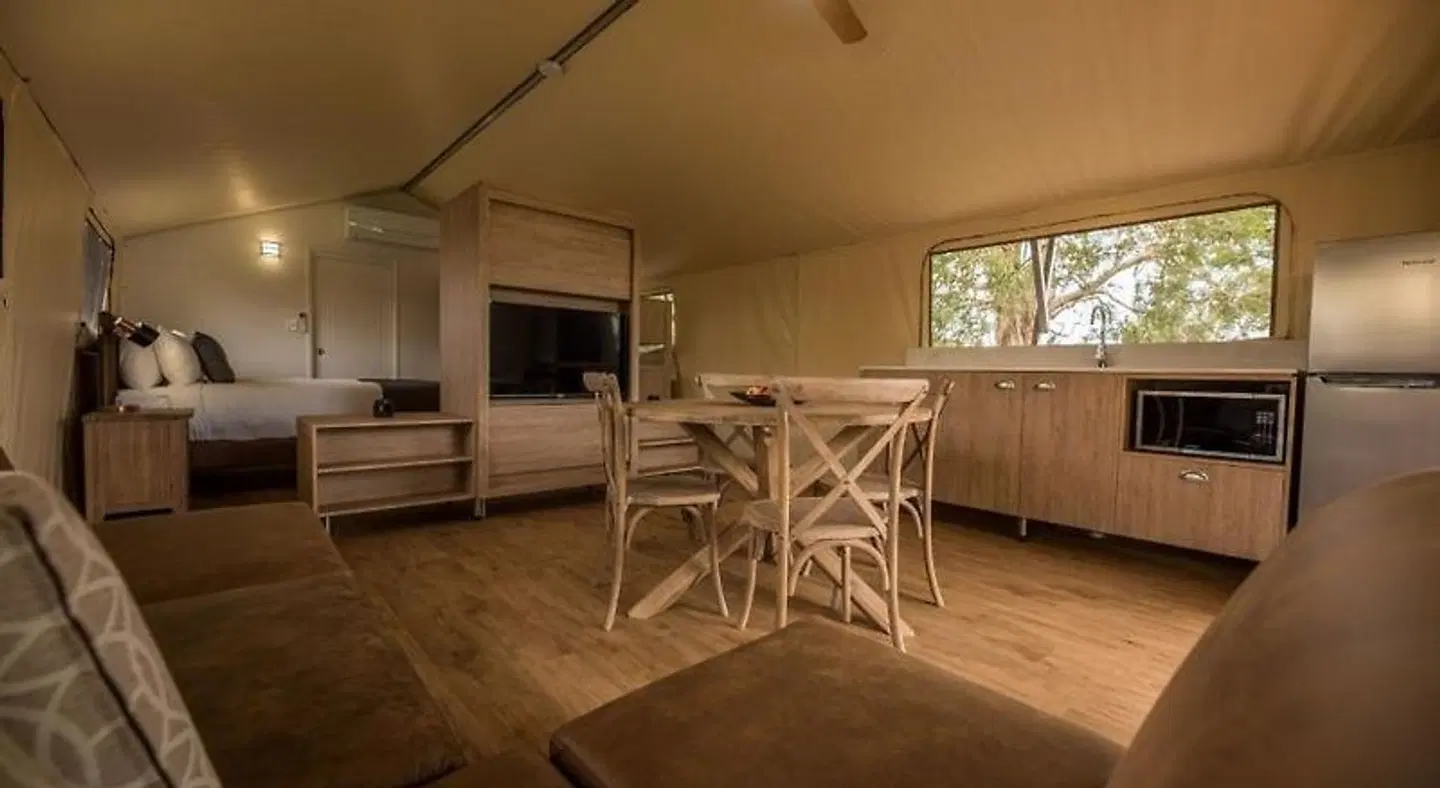 Fraser Lodge Resort ROOM_EXAMPLE